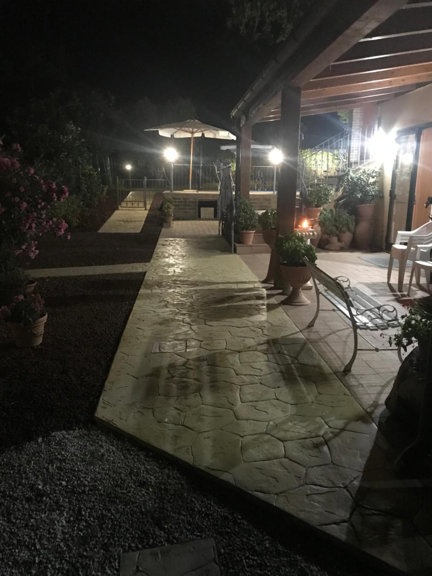 Agriturismo Cerquatonda Montalto delle Marche Bagian luar foto